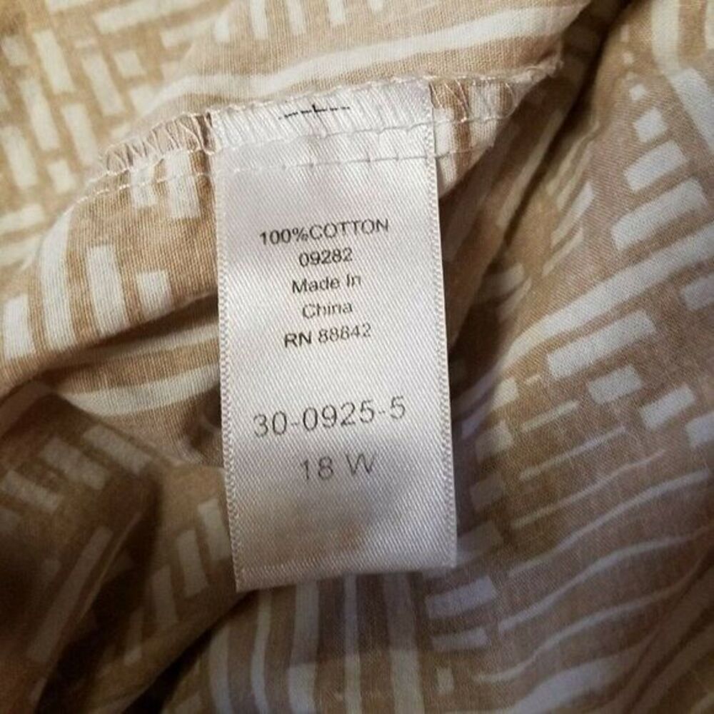 Roamans Womens Sz 18W Brown White Geometric Short Sleeve Button Down Blouse - Picture 3 of 9